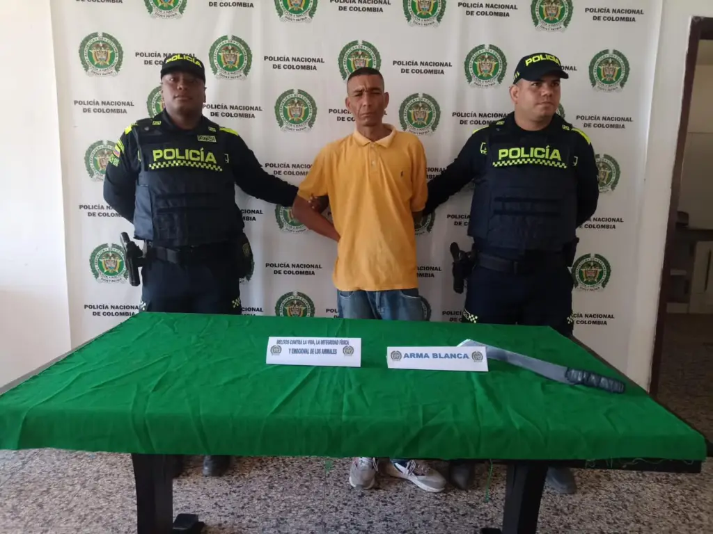 Capturado en Polonuevo hombre que agredió a un perro con machete😡